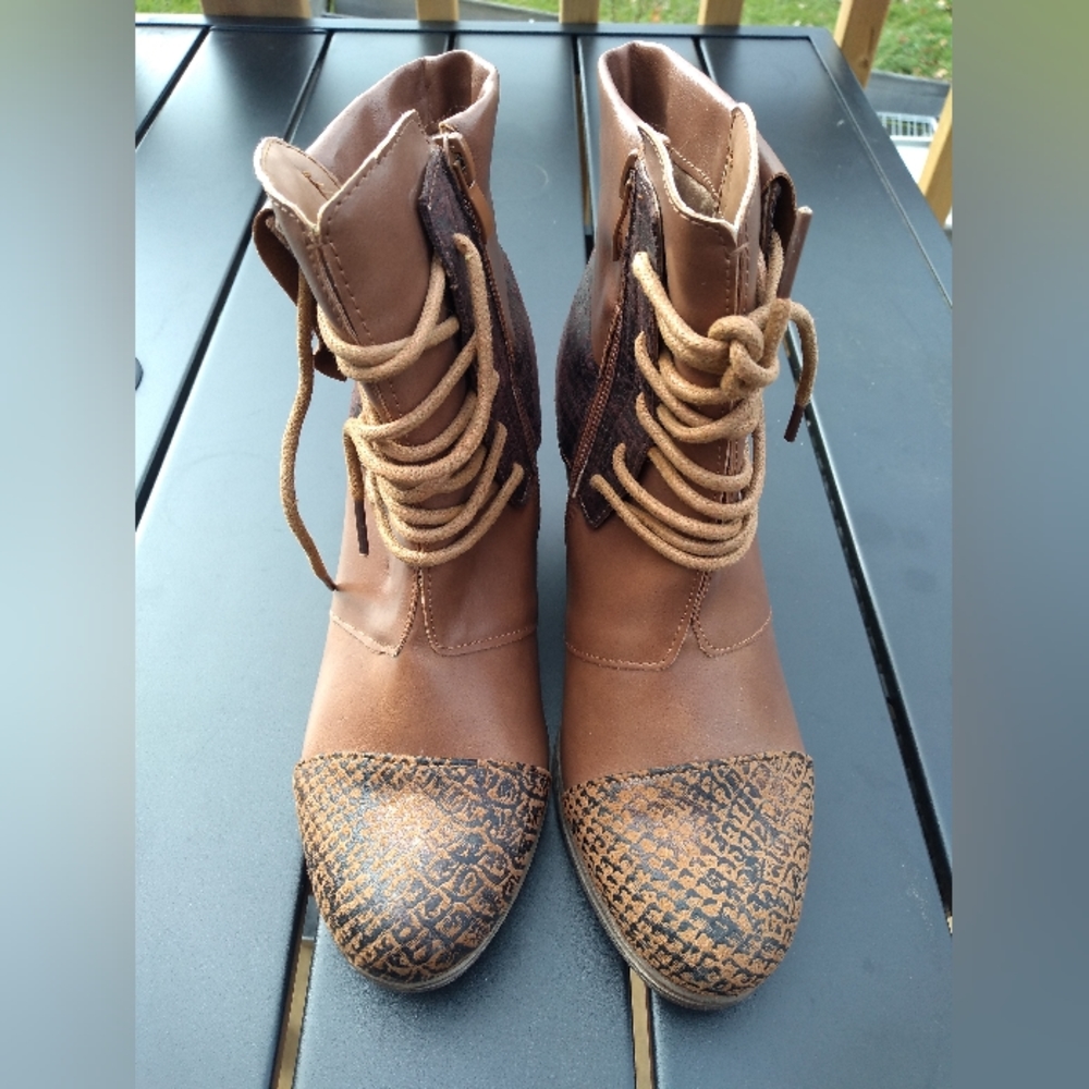 Stepwel Heeled Booties, Ankle Boot Size 37 (6.5), Brown, Snake Skin Patt… - Picture 3 of 13